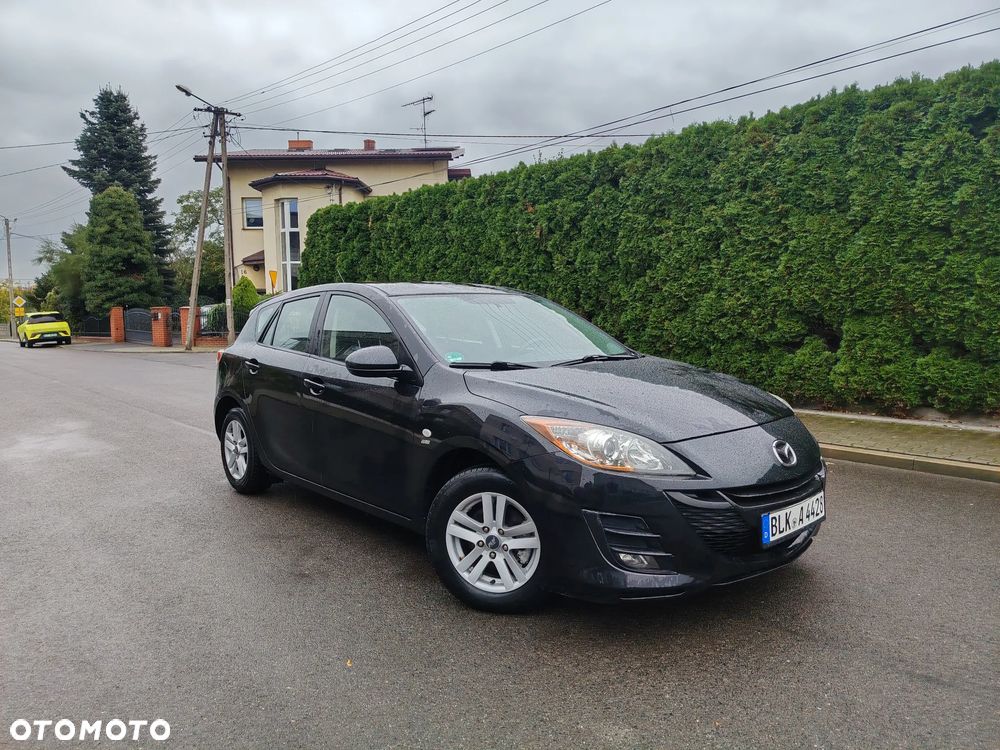 Mazda 3 2011 photo 2