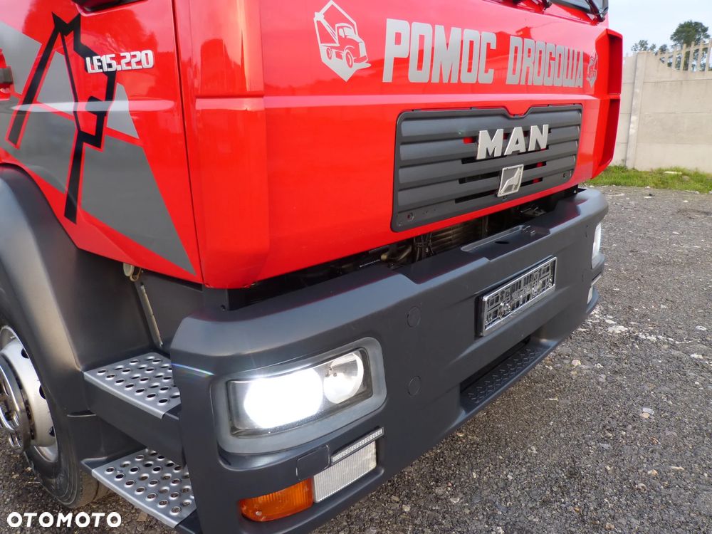 MAN LE 15.220 POMOC DROGOWA / AUTOLAWETA / SPECJALNY / DMC 15 T / ŁAD. 9000 KG / BLOKADA MOSTU - 21