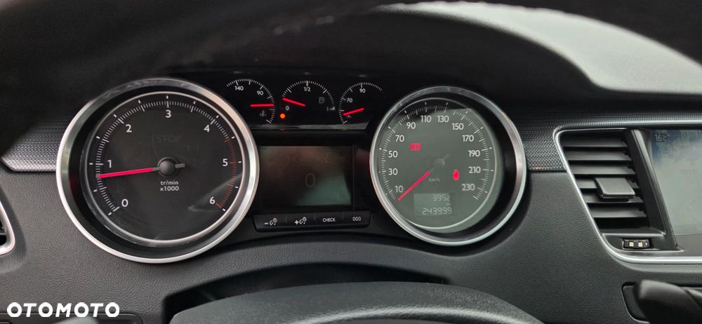 Peugeot 508 e-HDi FAP 110 EGS6 Active - 26