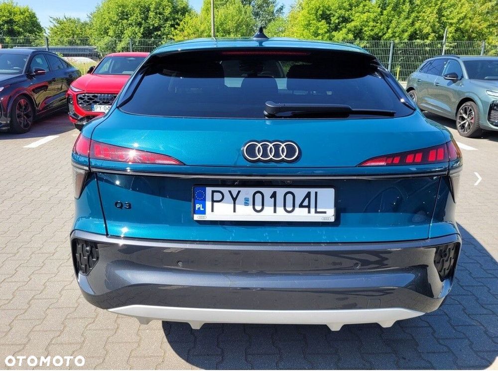 Audi Q3 Sportback - 4