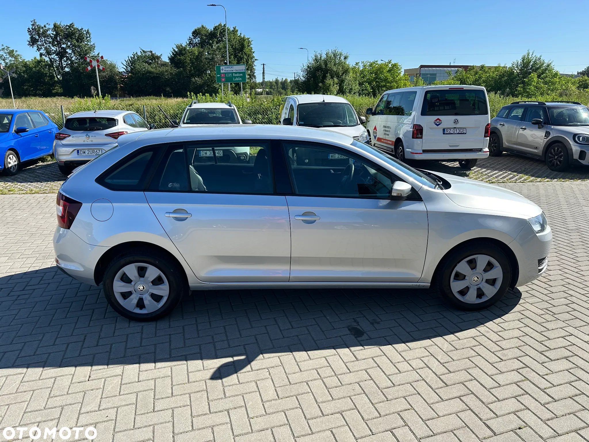 Skoda RAPID 1.0 TSI Active - 11