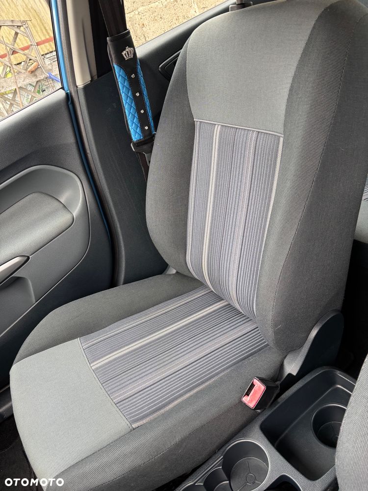 Ford Fiesta 1.25 SYNC Edition - 24