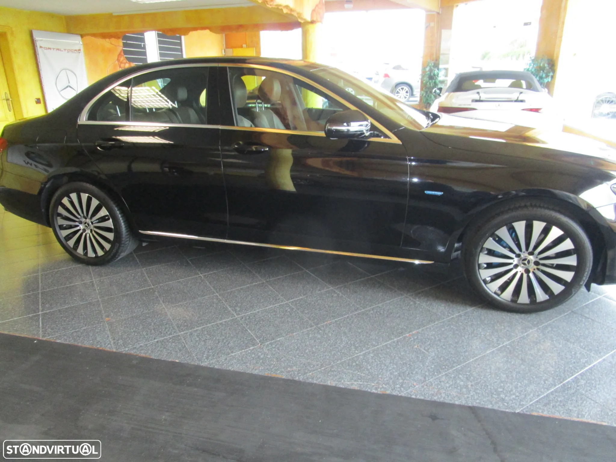 Mercedes-Benz E 350 e Avantgarde - 40