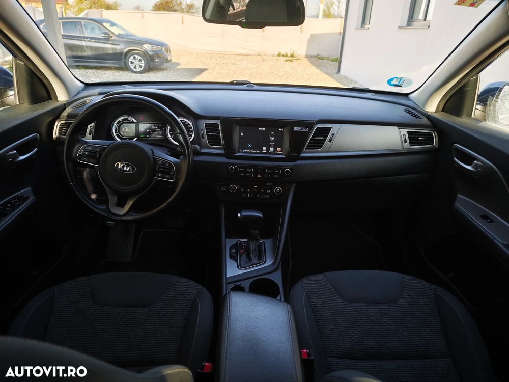 Kia Niro 1.6 GDI 2WD Aut. Spirit - 4