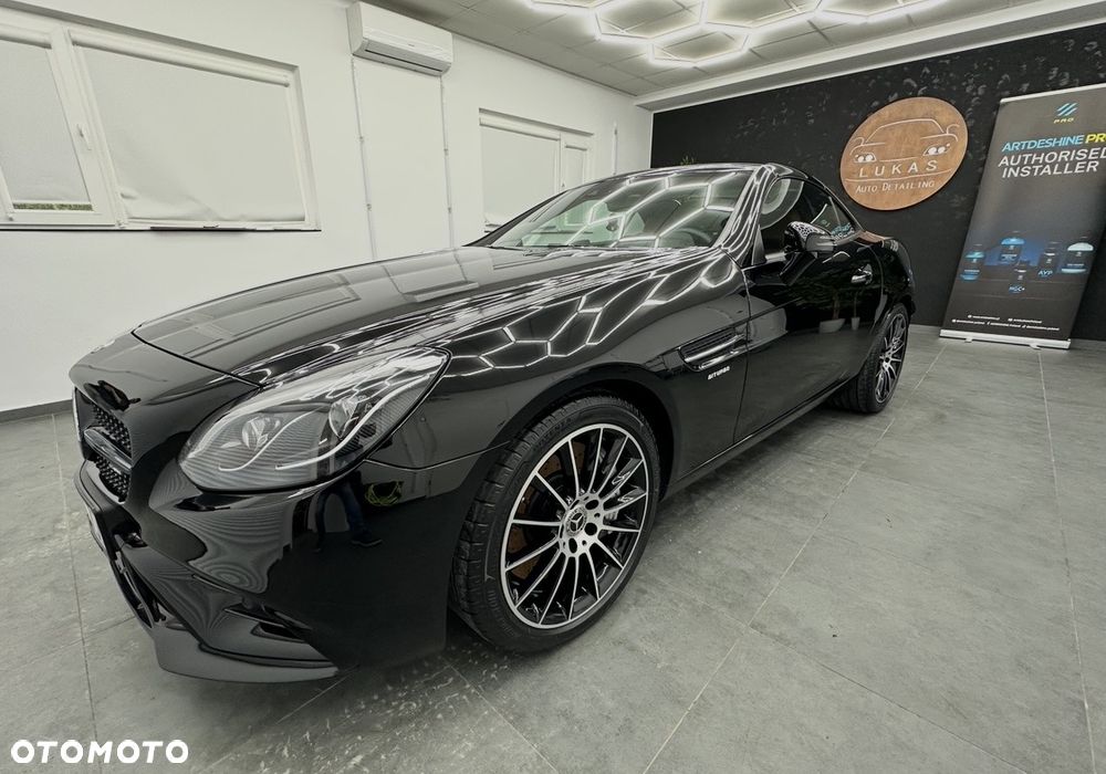 Mercedes-Benz SLC AMG 43 9G-TRONIC - 2