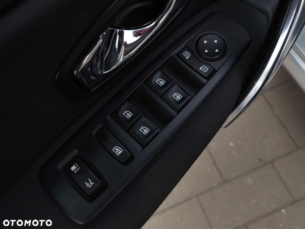 Renault Latitude 2.0 Expression Etanol - 10