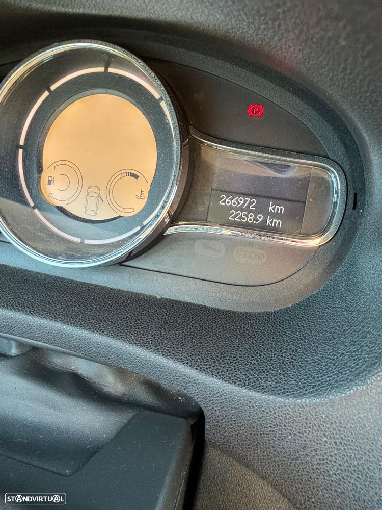 Renault Mégane Sport Tourer - 23