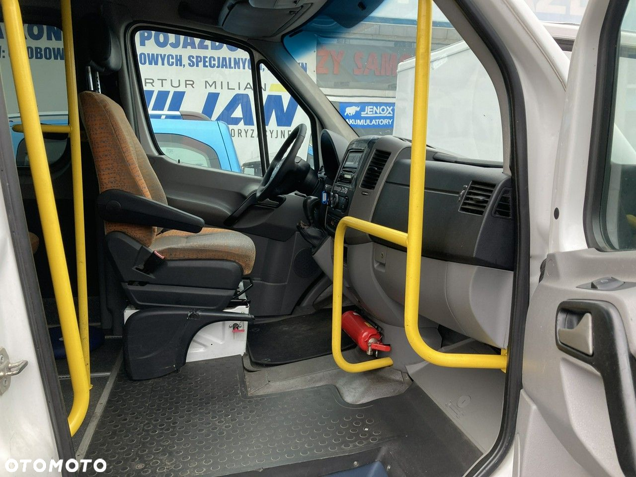 Mercedes-Benz Sprinter - 29