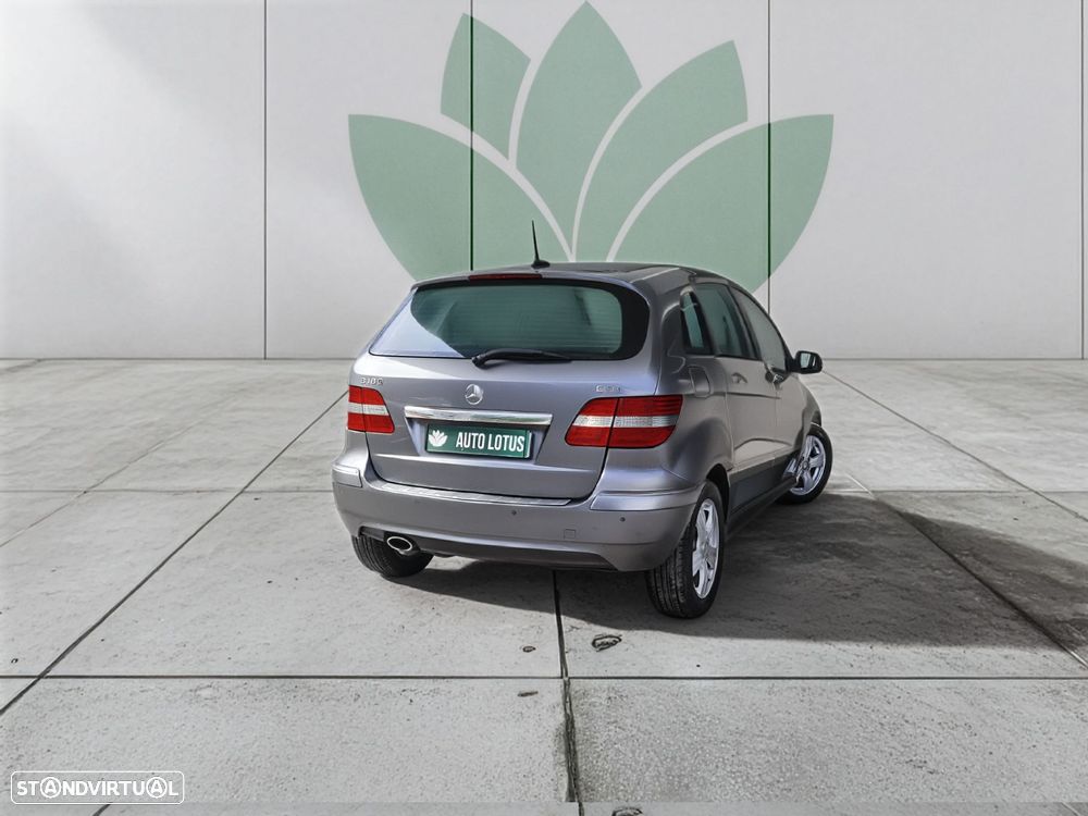 Mercedes-Benz B 180 CDI - 4