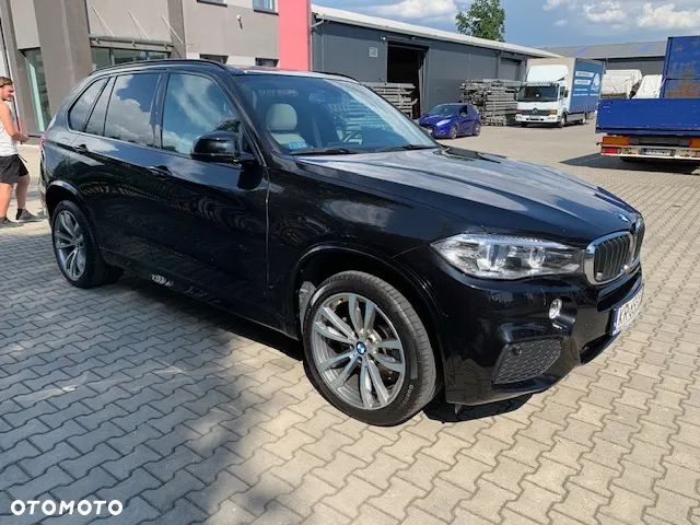 BMW X5 xDrive30d Sport-Aut - 4