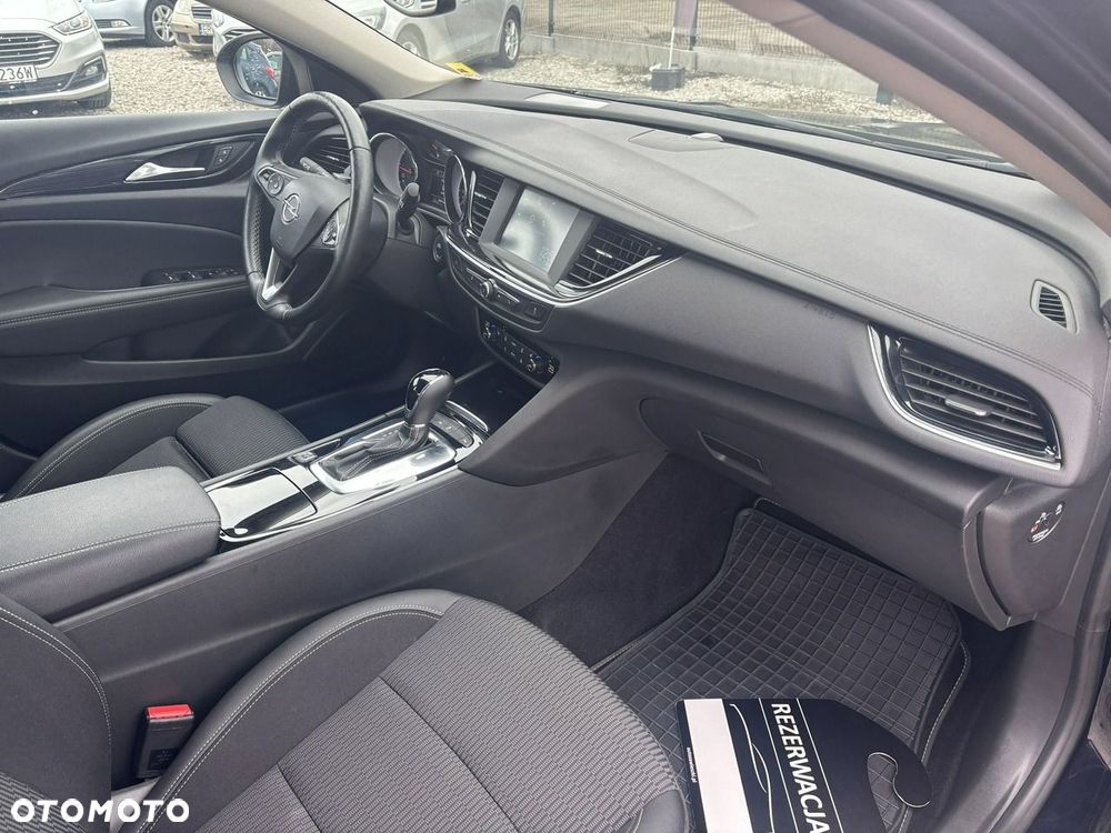 Opel Insignia - 38