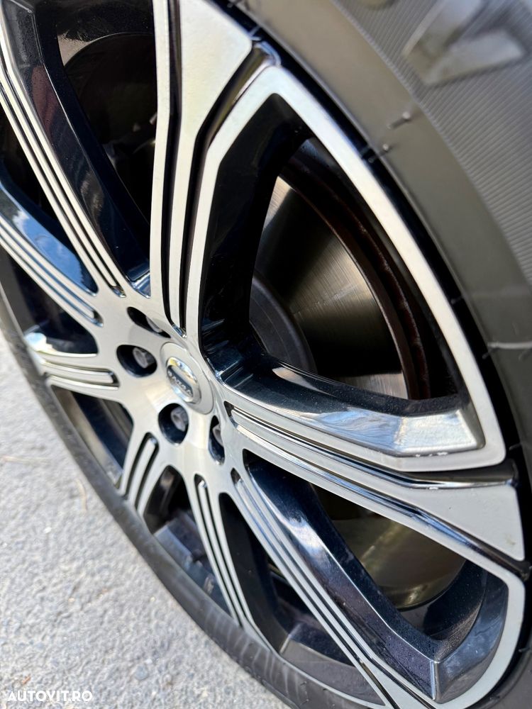 Volvo XC 60 D5 AWD Geartronic Inscription - 6