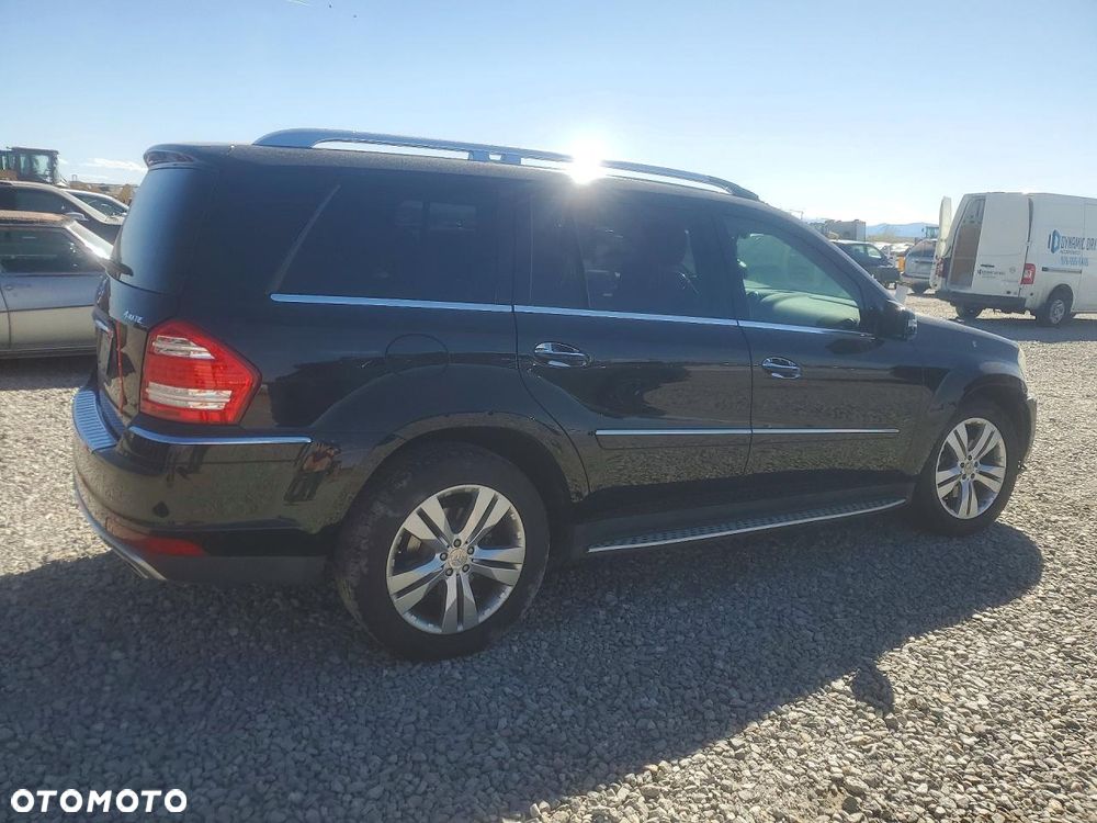 Mercedes-Benz GL 450 - 6