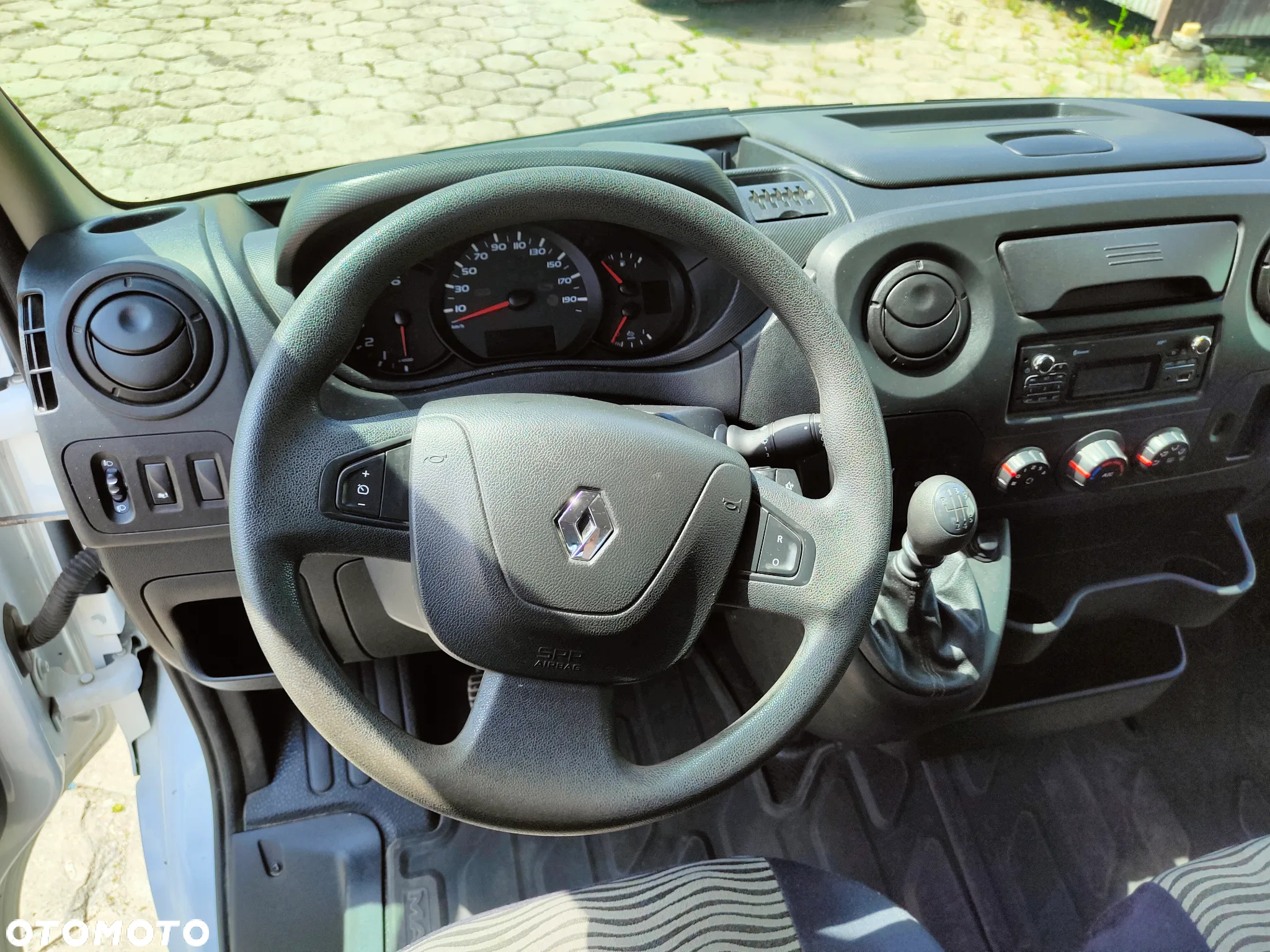 Renault Master - 11