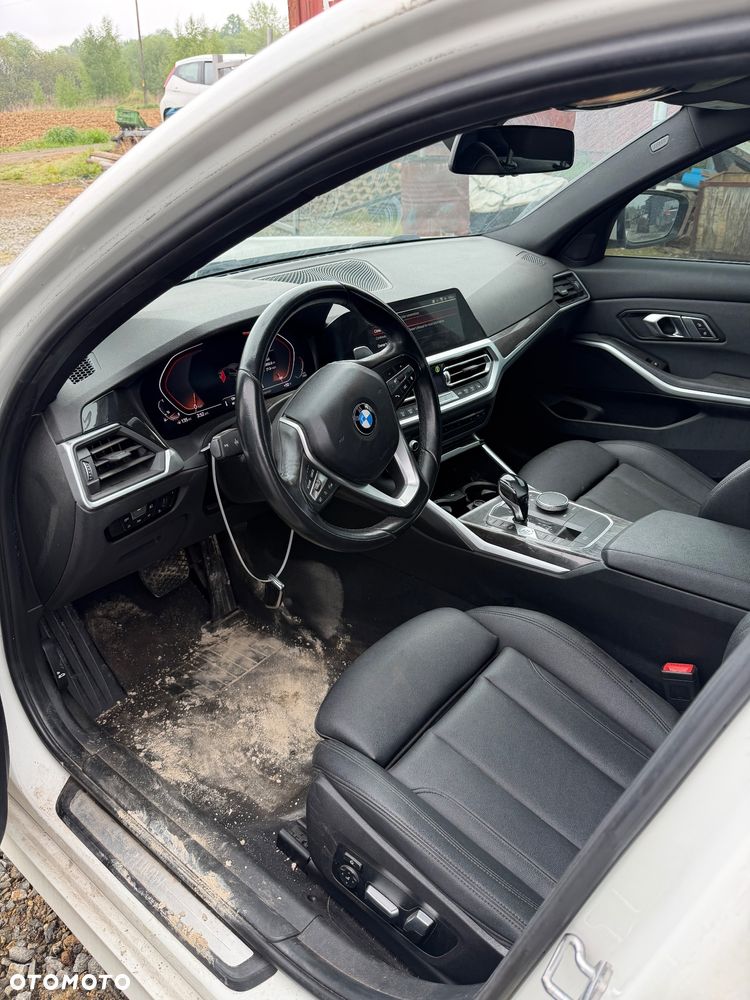 BMW Seria 3 330i Edition Luxury Line Purity - 7