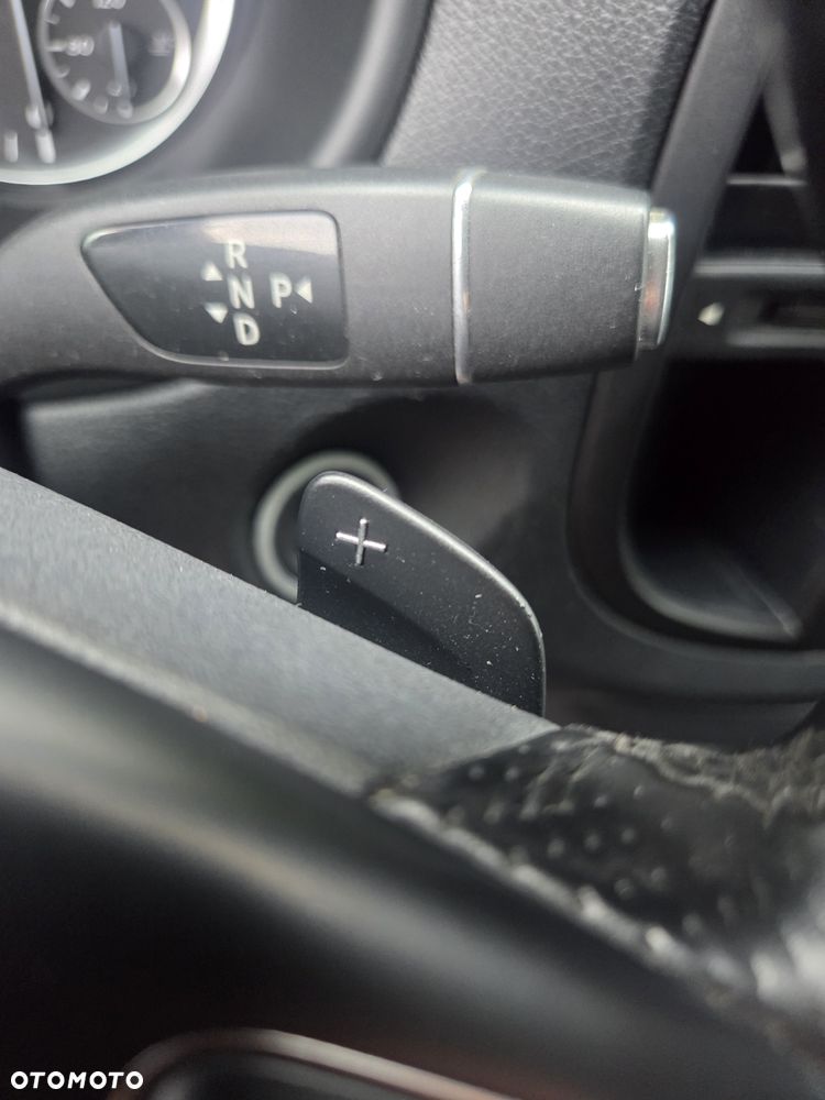 Mercedes-Benz Vito - 14