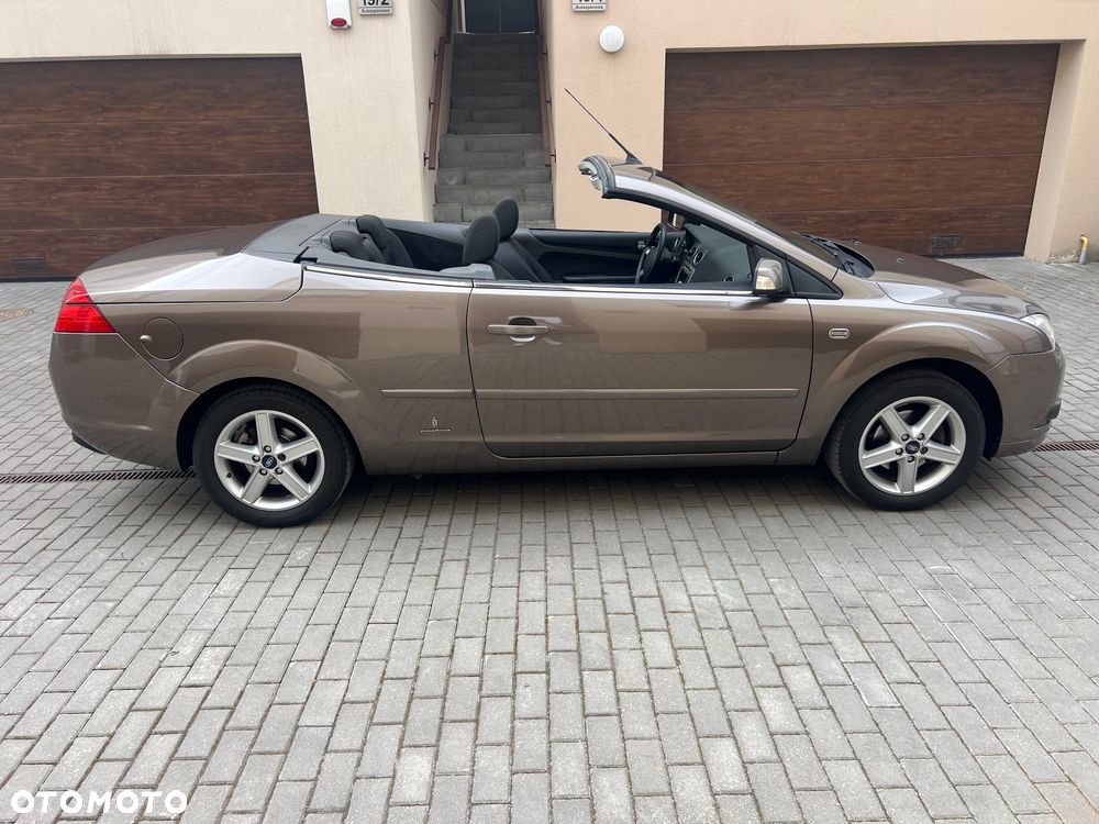 Ford Focus CC 1.6 16V Trend - 6