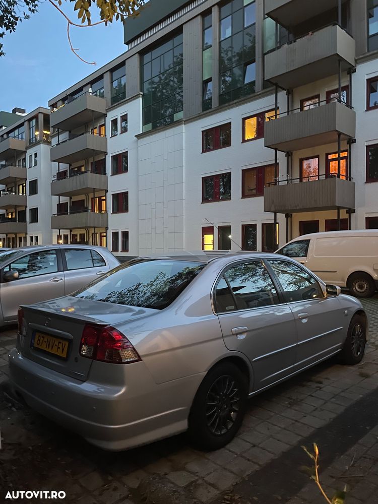 Honda Civic 1.3 i-DSi IMA (Hybrid) - 2