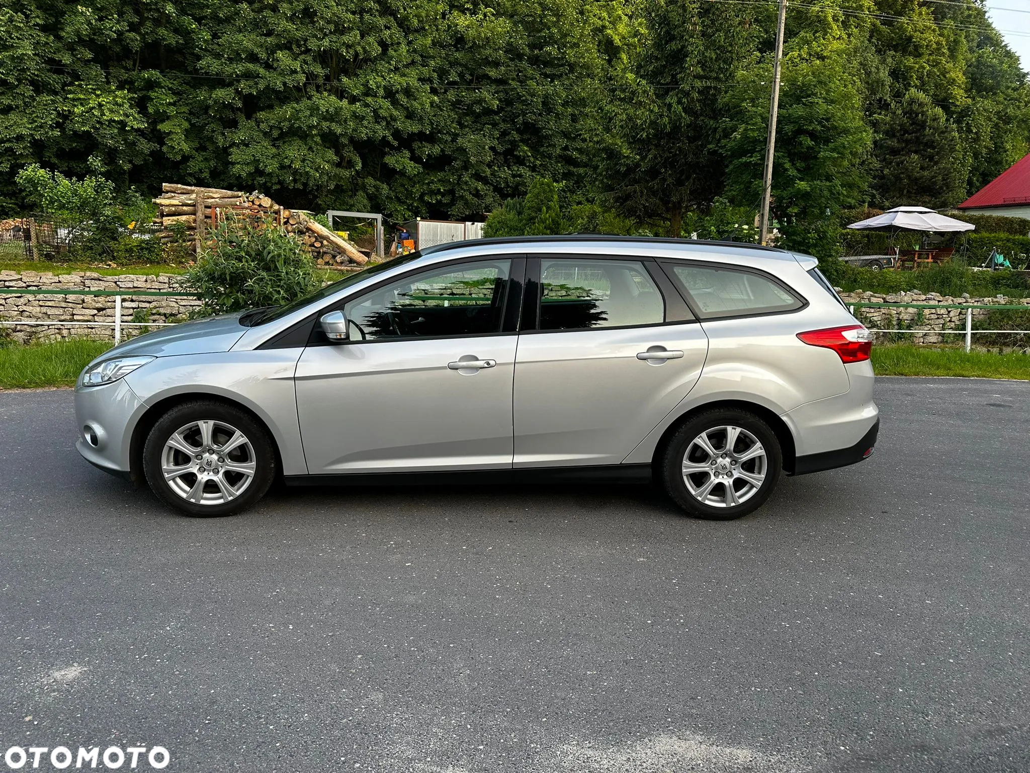 Ford Focus 1.0 EcoBoost 99g Trend - 4