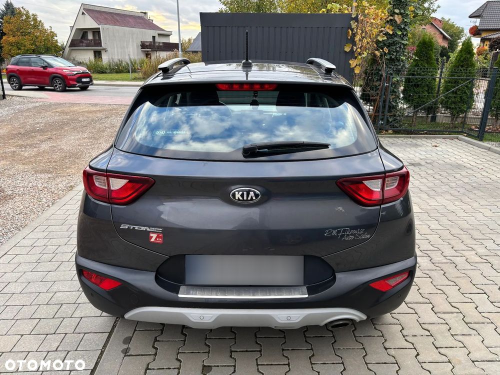 Kia Stonic 2017 photo 3