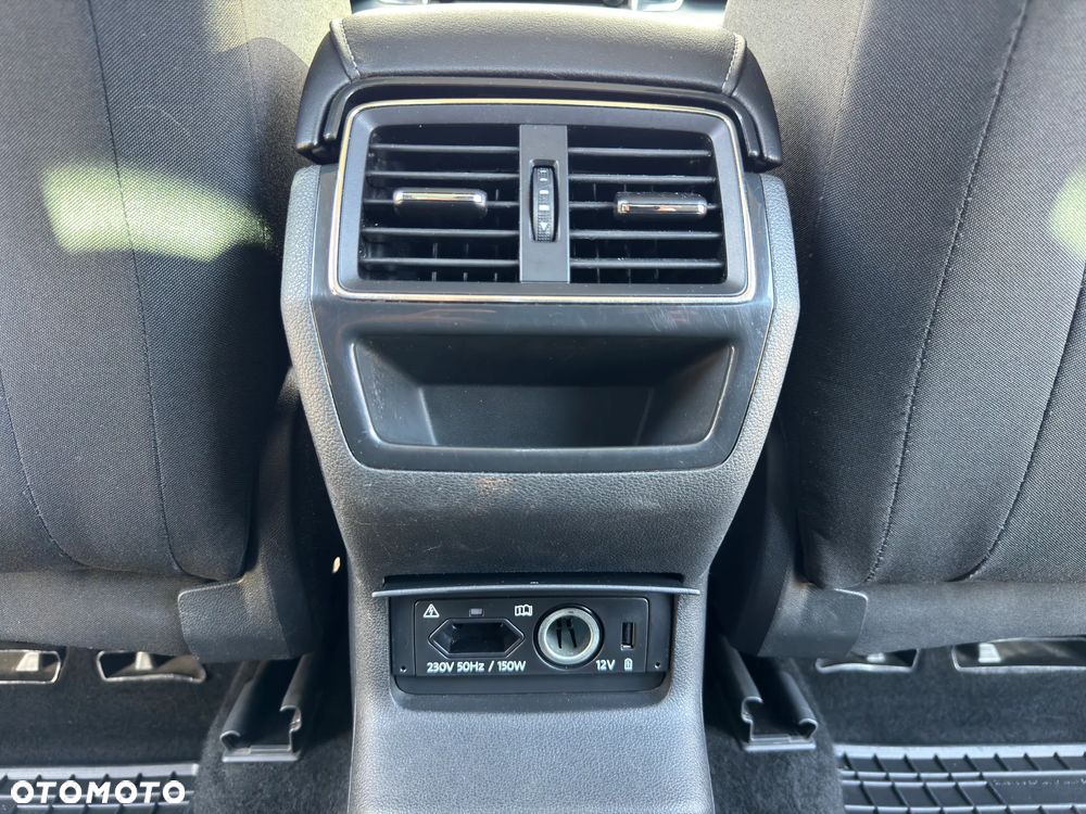 Skoda Karoq 1.6 TDI SCR DSG Ambition - 29