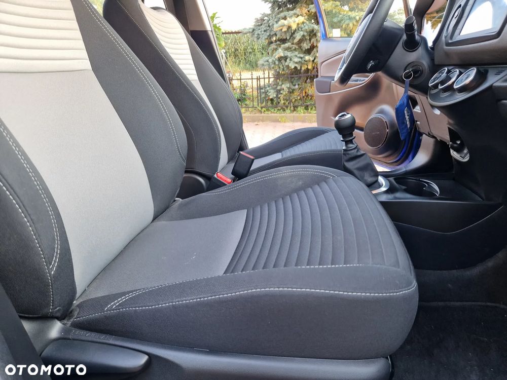 Toyota Yaris 1.5 Premium - 23