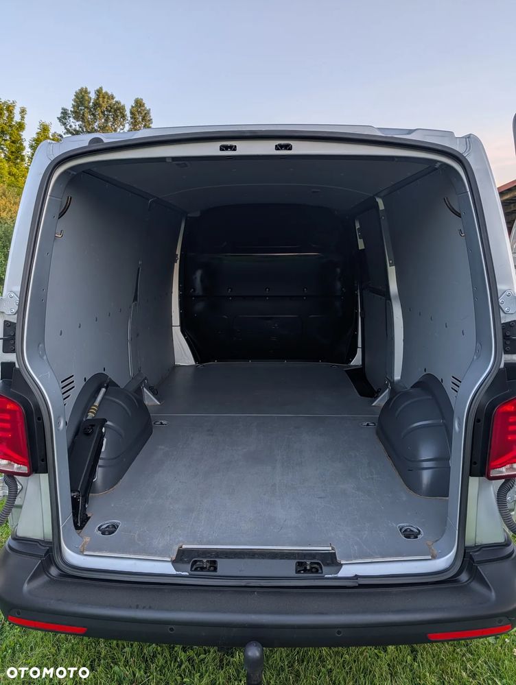 Volkswagen Transporter - 6