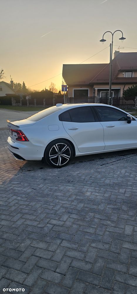 Volvo S60 T8 Twin Engine AWD Geartronic RDesign - 9