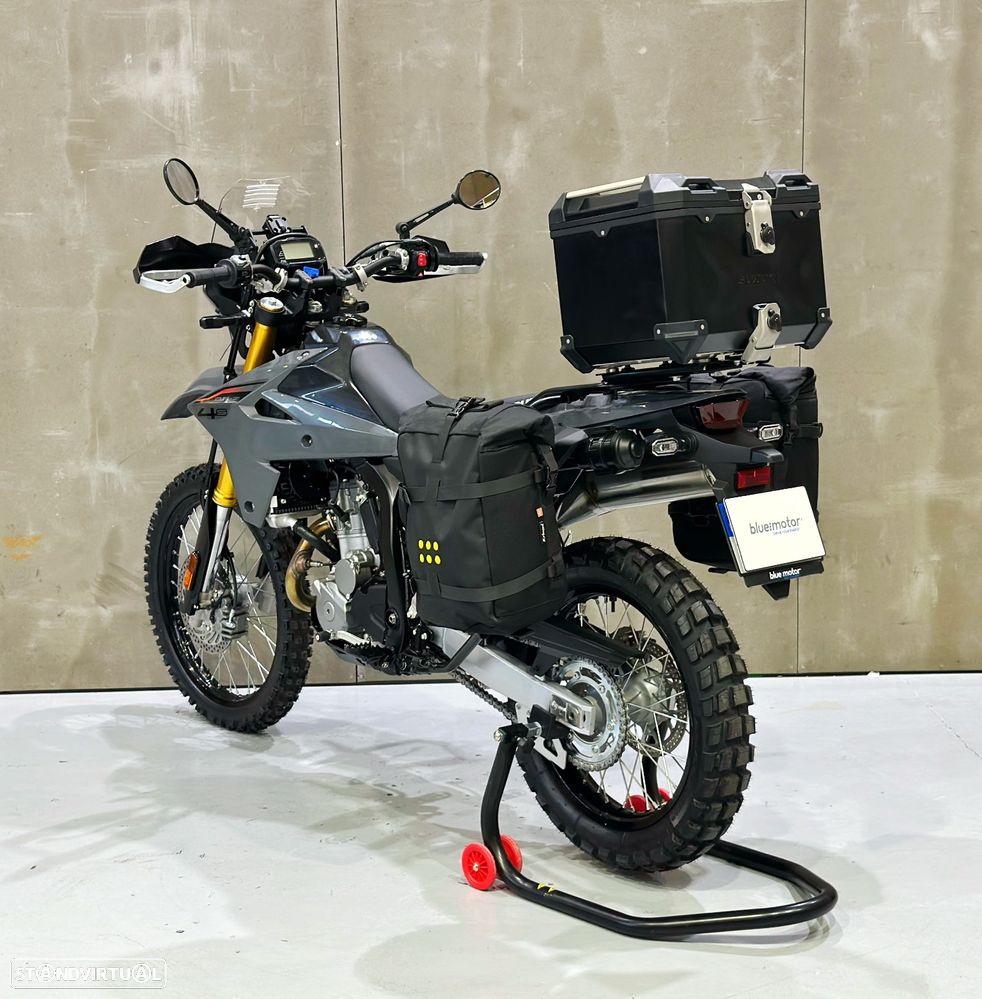 Suzuki DR Z 400 - 9