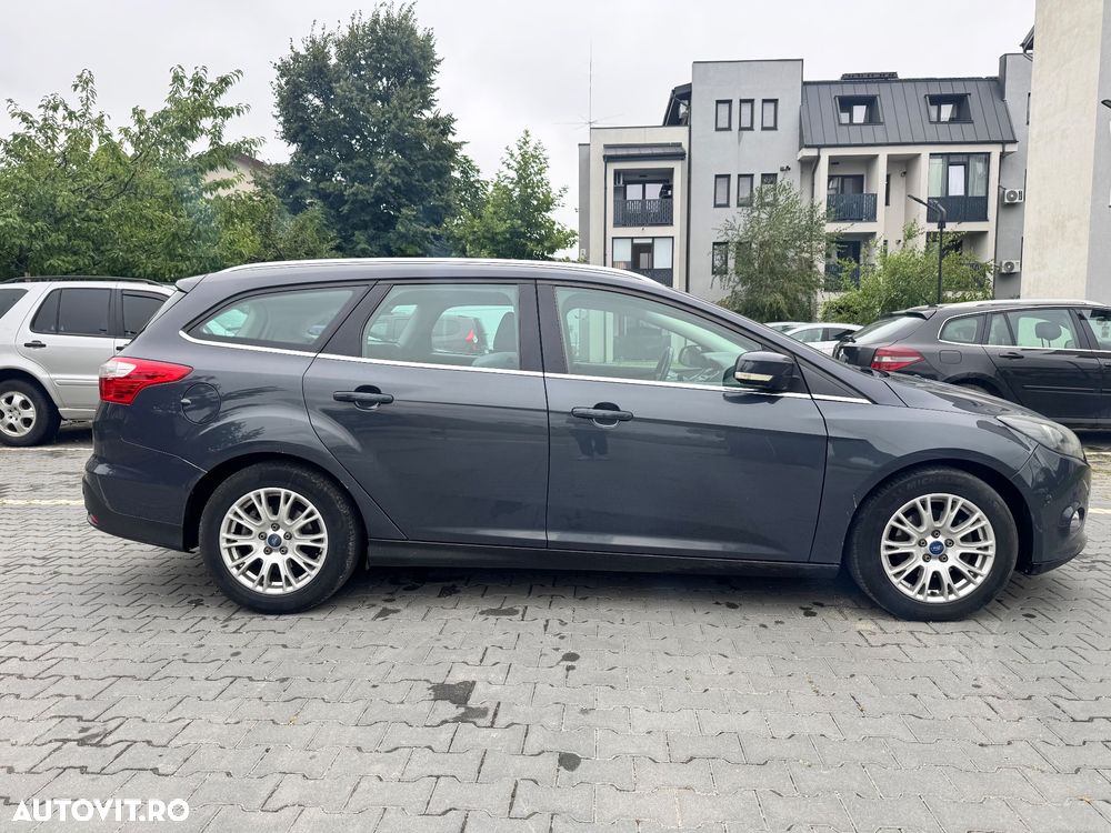 Ford Focus 1.6 TDCI DPF Titanium - 11