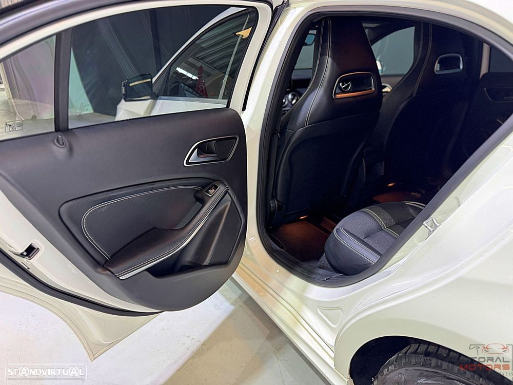 Mercedes-Benz A 180 Dynamic Edition - 15