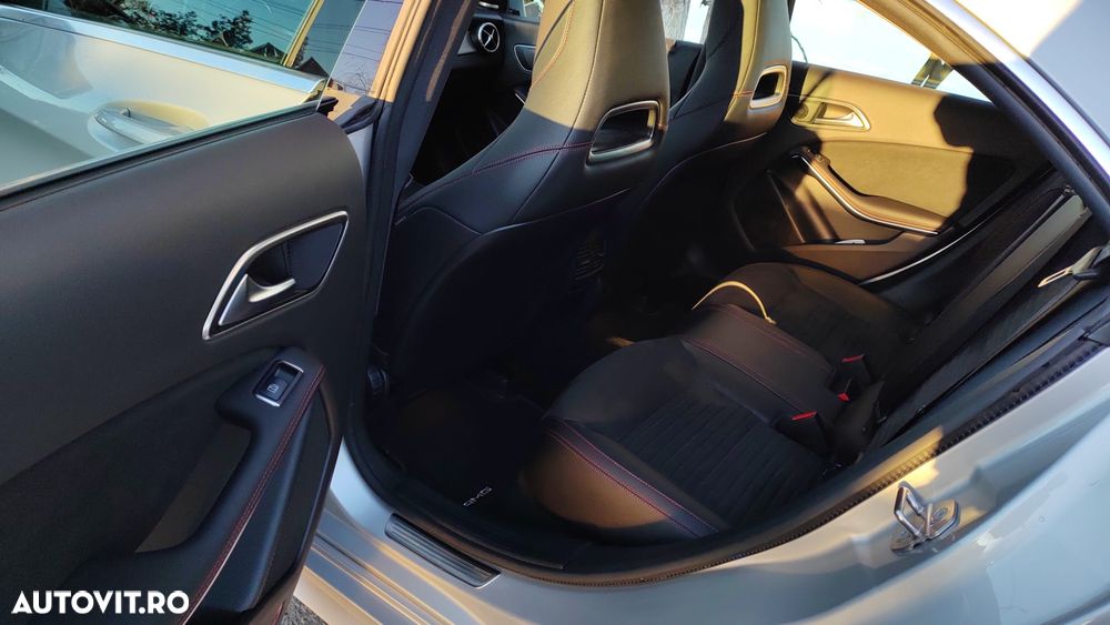 Mercedes-Benz CLA 220 d 4MATIC Aut. - 8