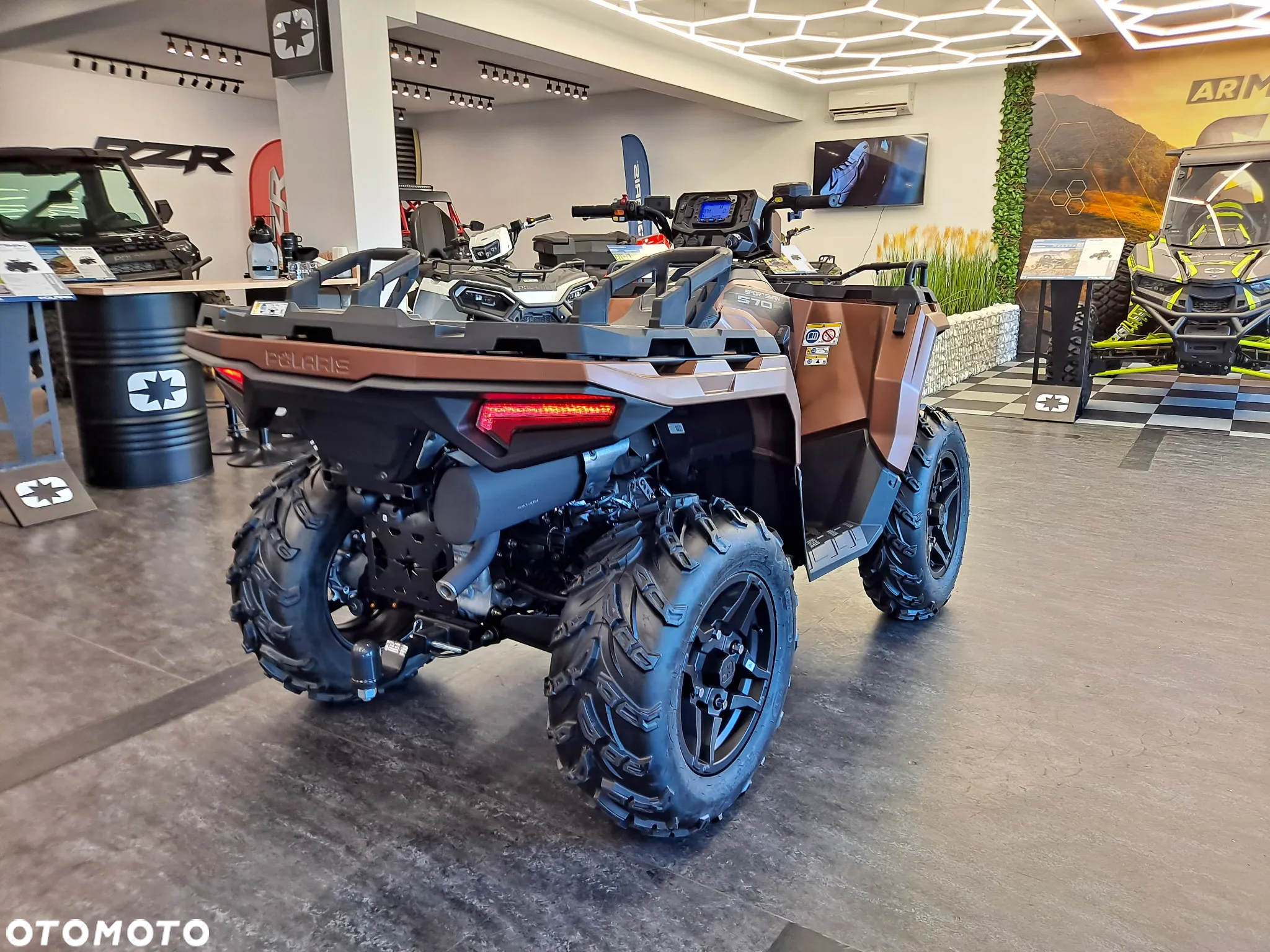 Polaris Sportsman - 7