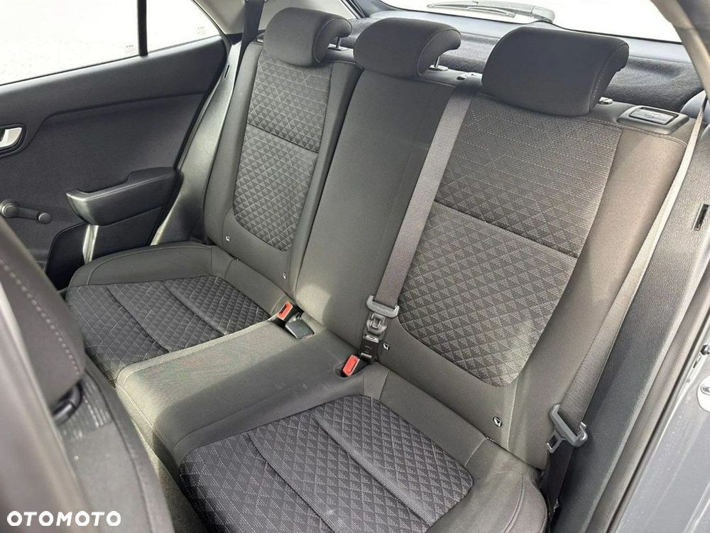 Kia Rio 1.0 T-GDI M DCT - 34