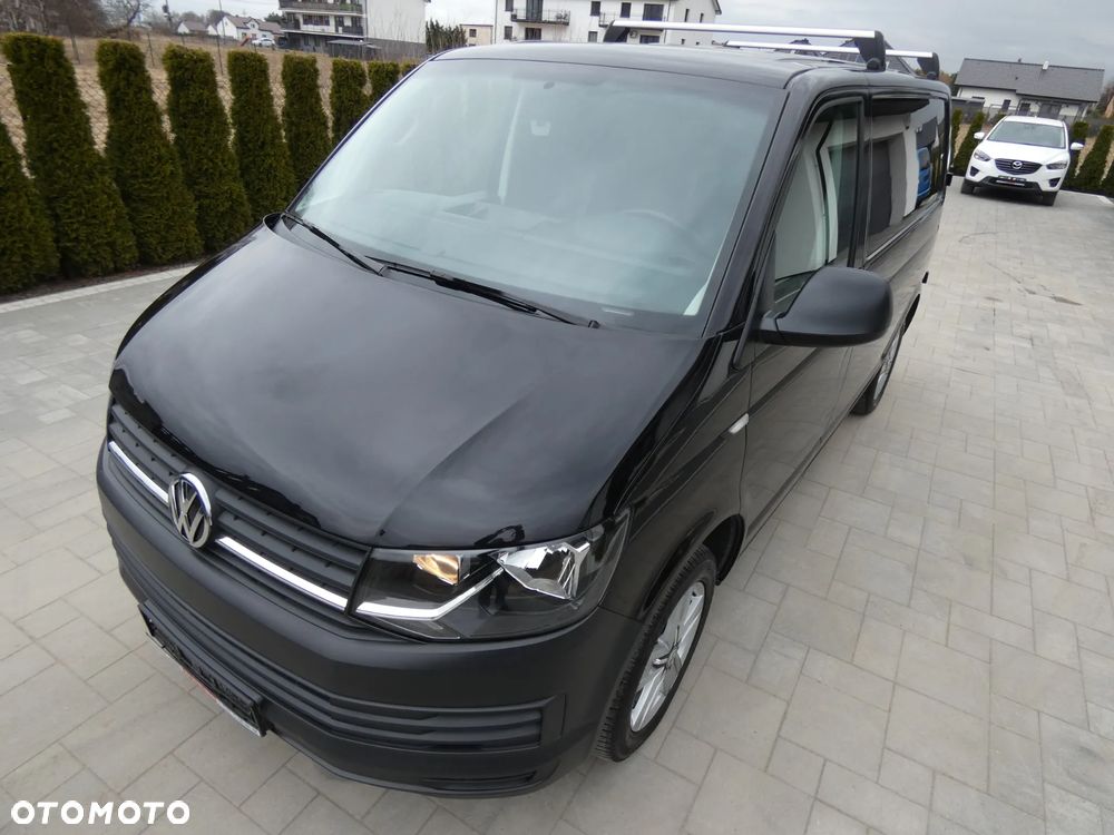 Volkswagen Transporter - 1