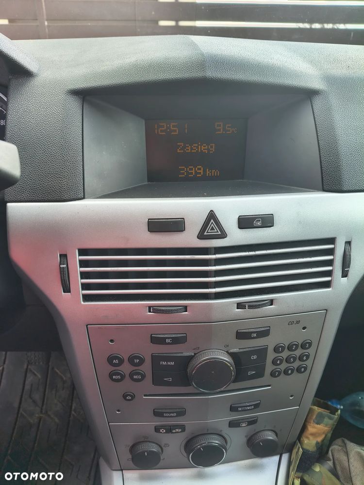 Opel Astra - 2