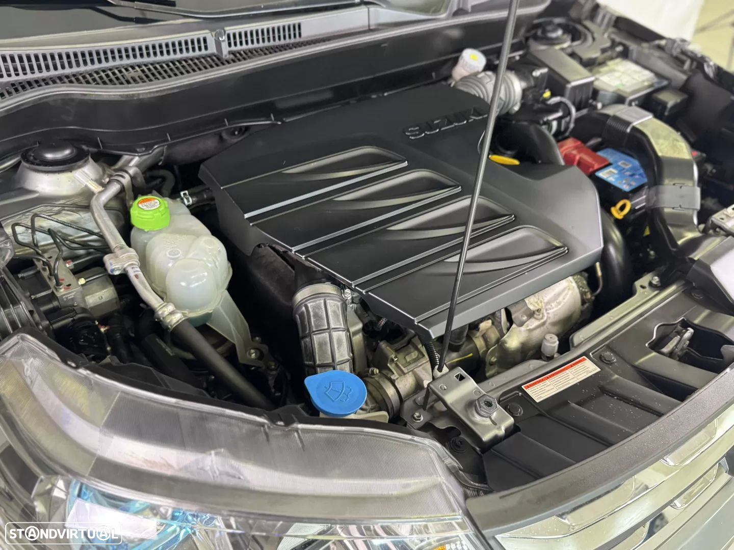 Suzuki Vitara 1.6 DDiS GLX - 11
