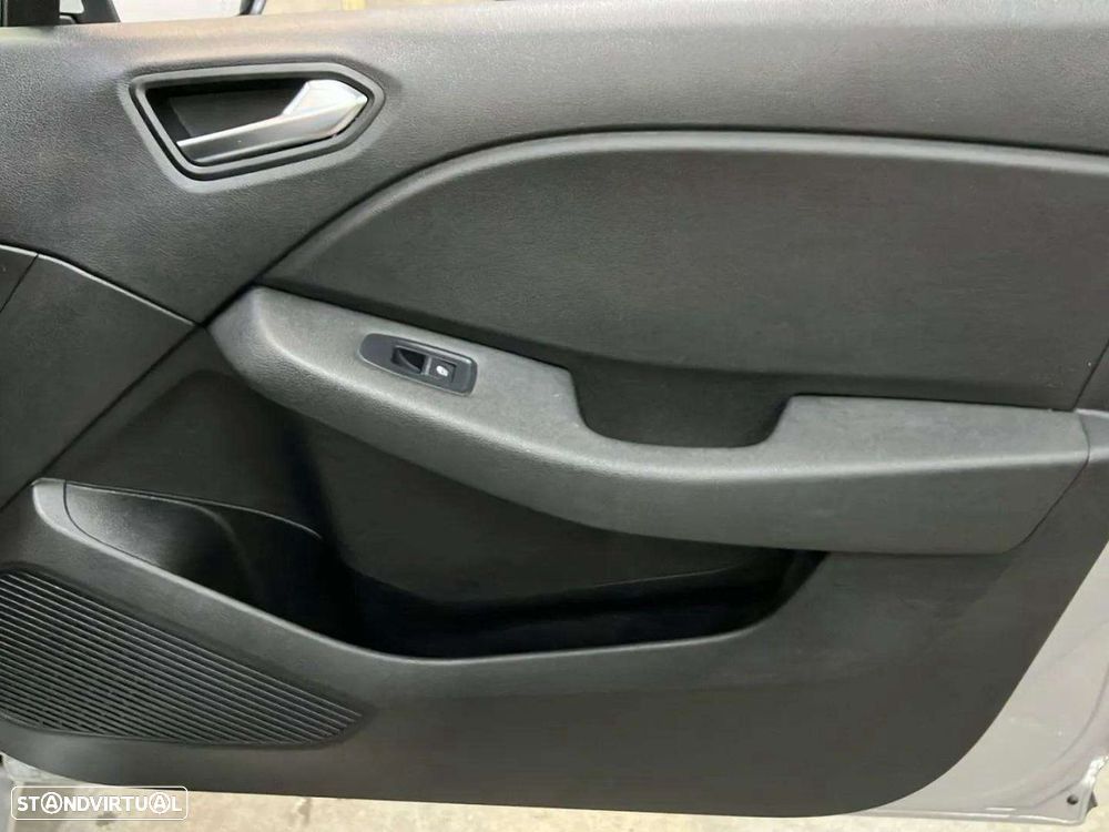 Renault Clio 1.6 E-Tech Intens - 22