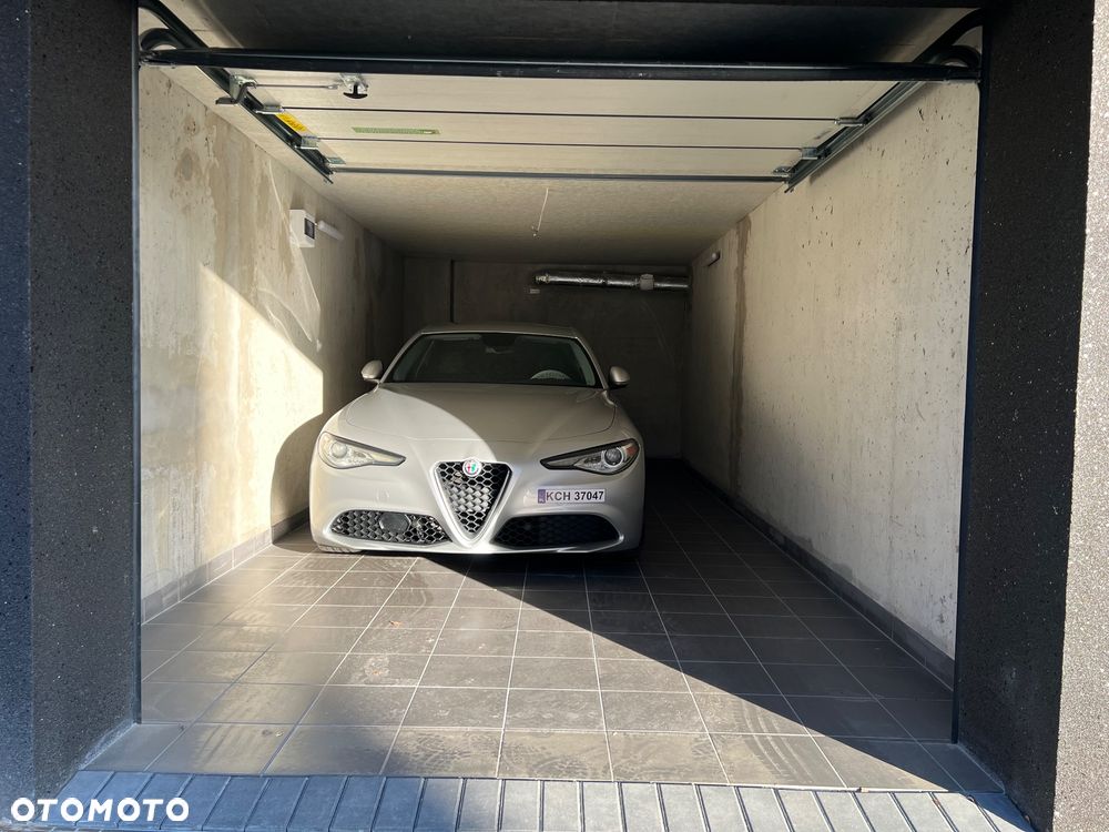 Alfa Romeo Giulia 2.0 Turbo 16V AT8 Veloce Ti - 27