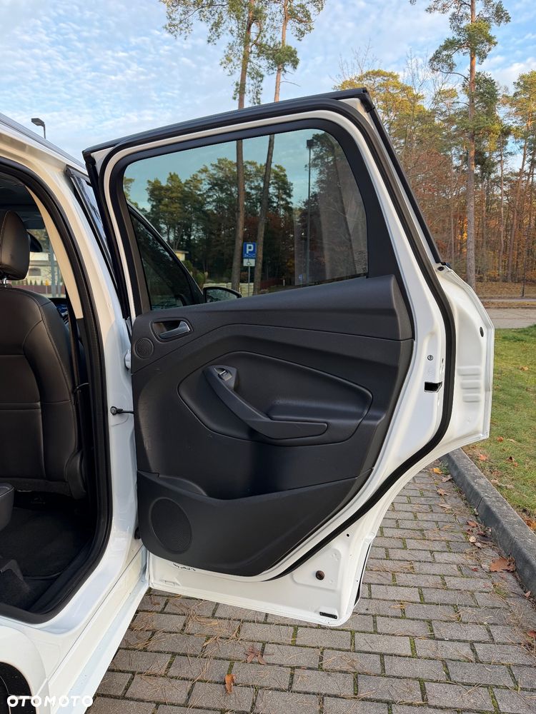 Ford Kuga 2.0 TDCi Titanium S - 12