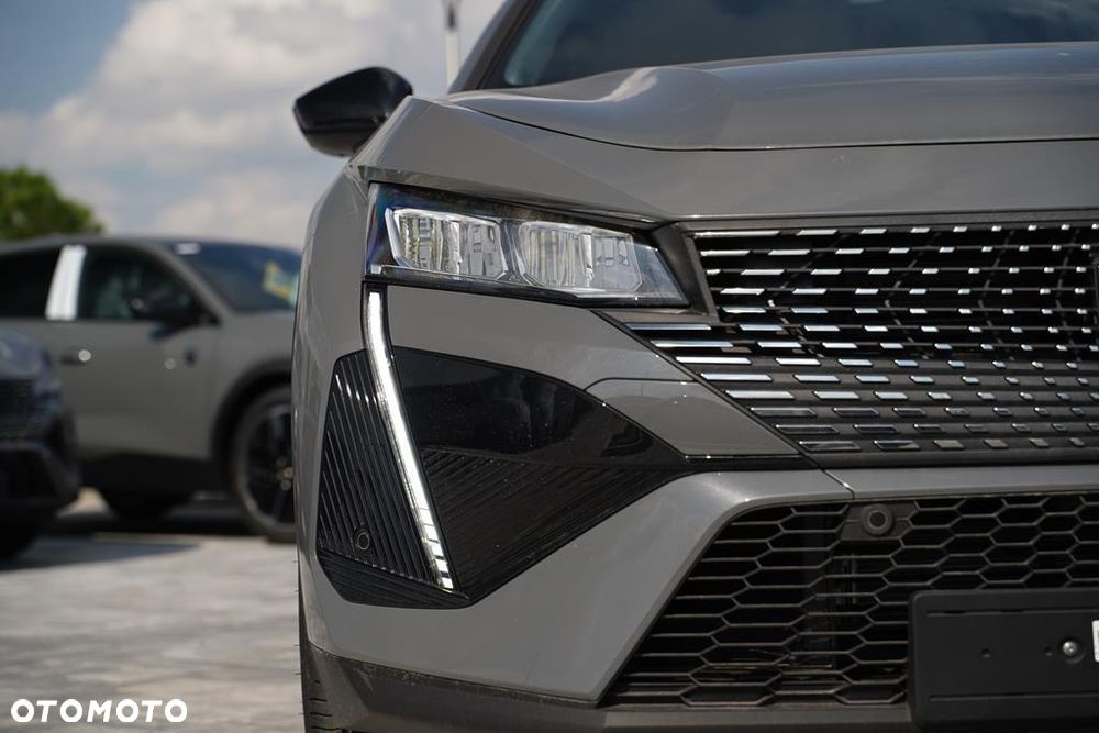 Peugeot 408 1.2 PureTech mHEV Allure S&S e-DSC6 - 24