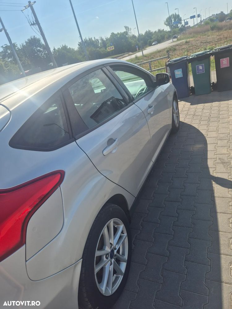 Ford Focus 2015 photo 2