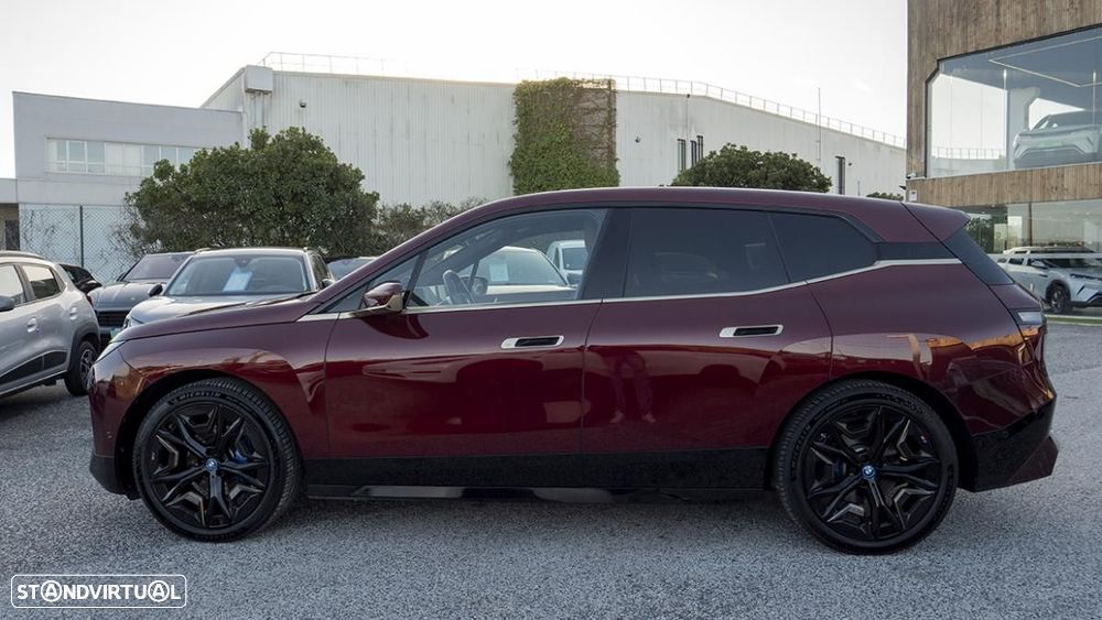 BMW iX xDrive 40 Pack Desportivo - 6