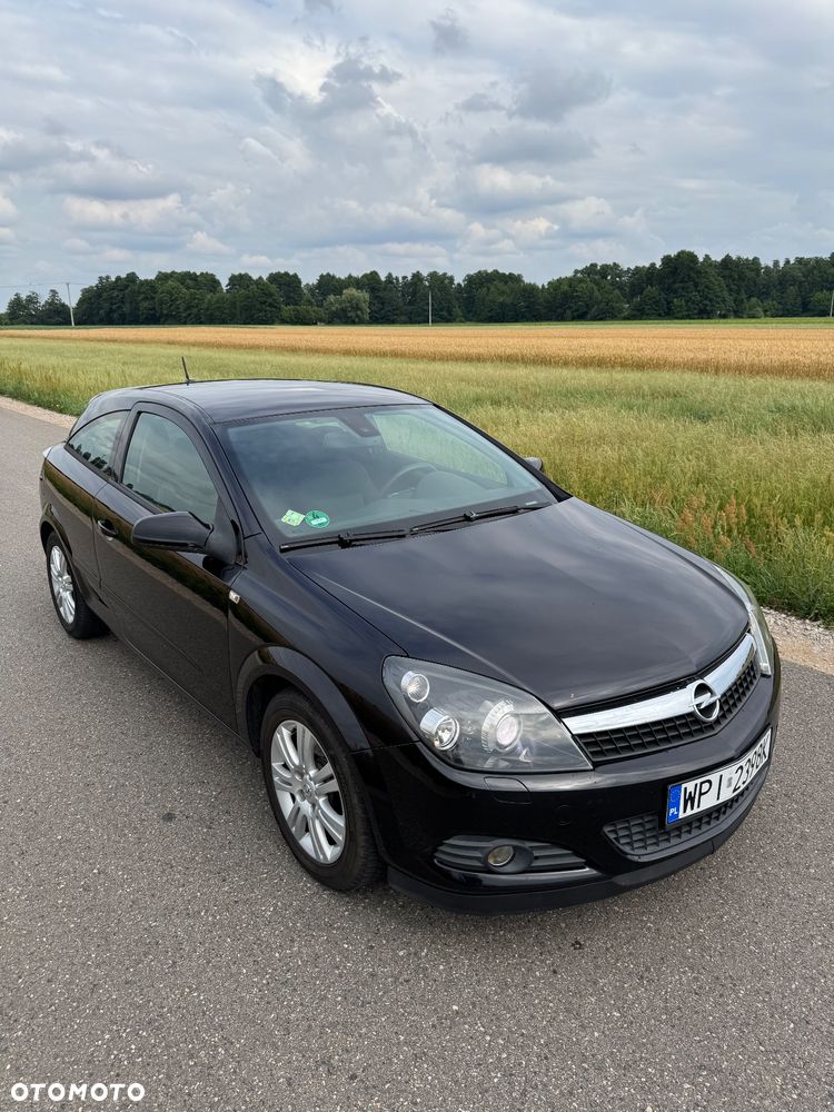 Opel Astra GTC 1.8 Automatik Cosmo - 3