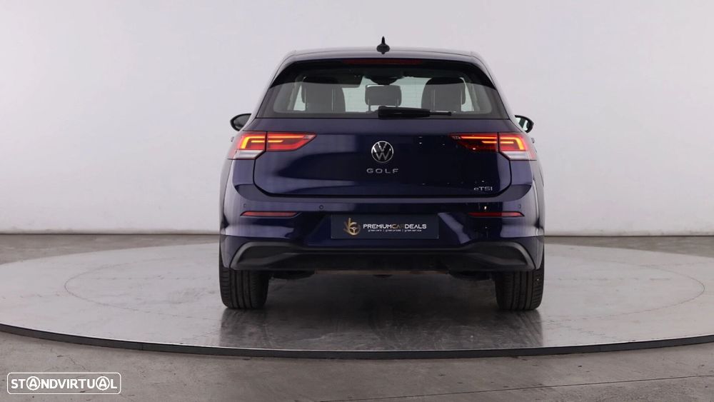VW Golf 1.0 eTSI Life DSG - 7