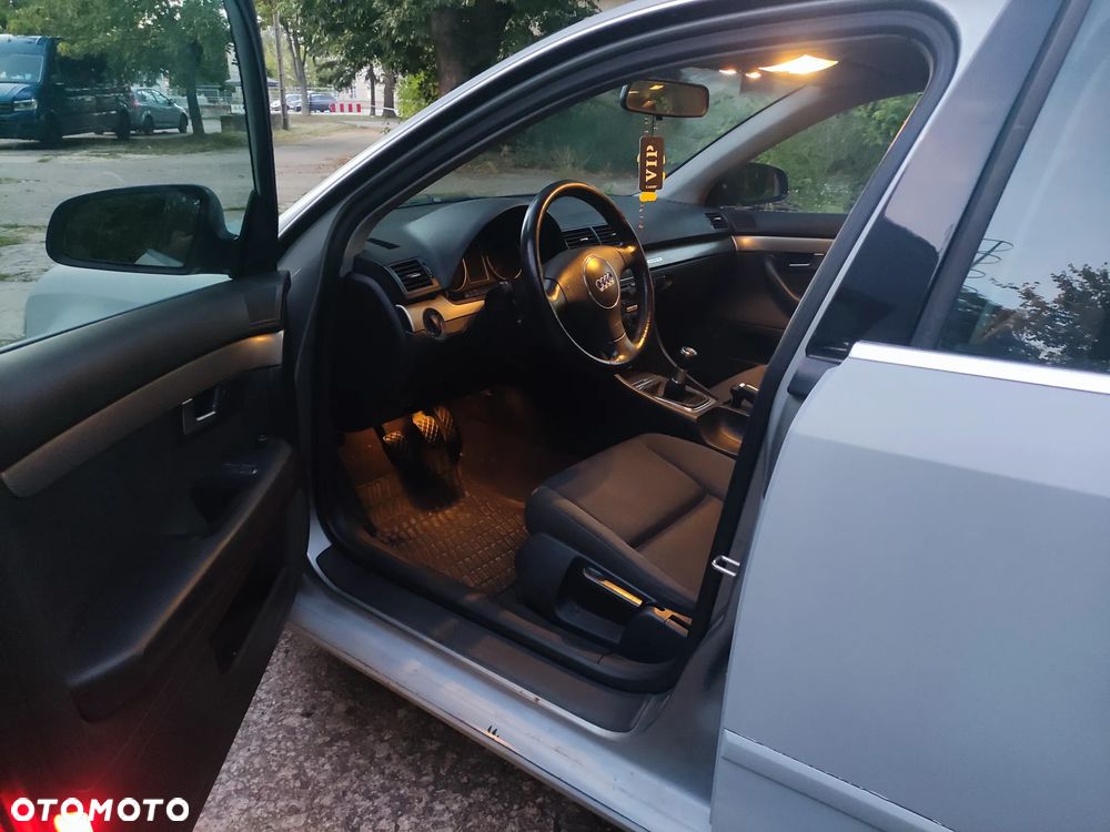 Audi A4 Limousine 1.8T Quattro - 12