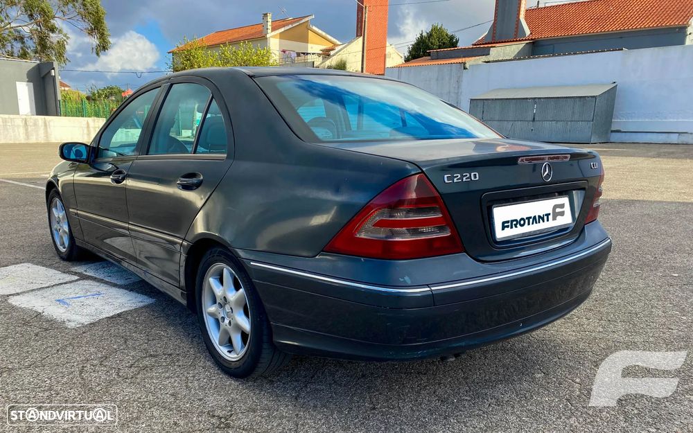 Mercedes-Benz 220 ver-cdi-avantgarde - 6