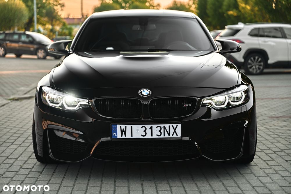 BMW M3 DKG Competition - 5