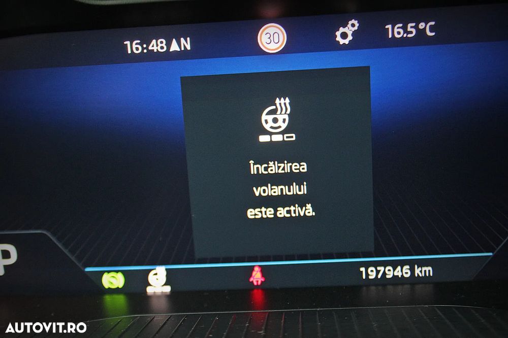 Skoda Karoq 2.0 TDI DSG Sportline - 25