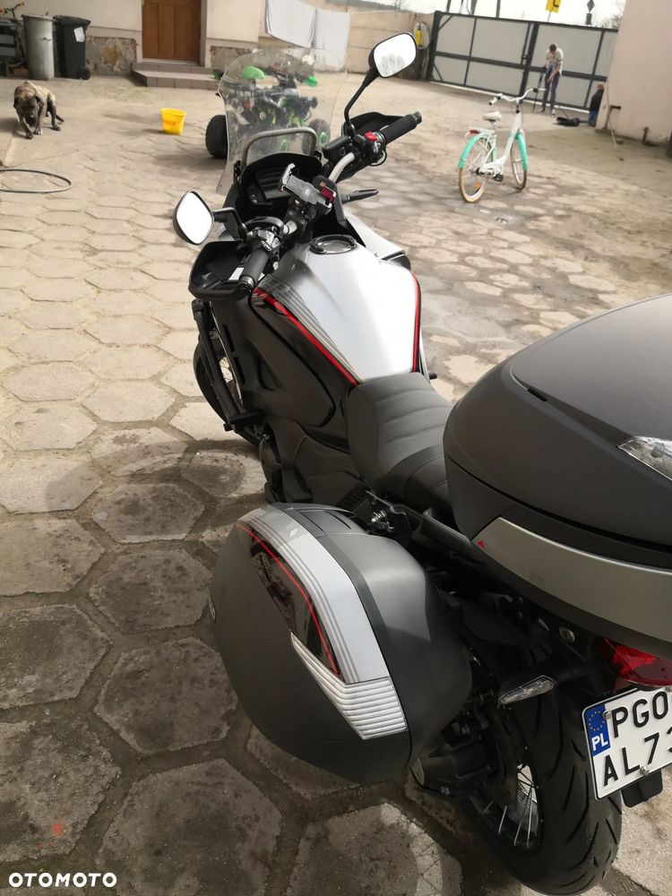 Honda VFR - 31